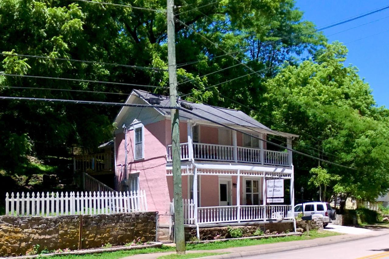 The Pink House On Main - Lower Eureka Springs Exterior foto